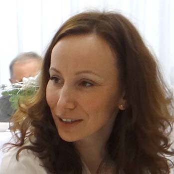 fotografia osoby dr Izabela Więcek-Poborczyk