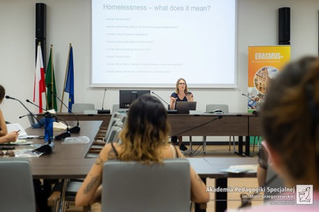 międzynarodowe seminarium -2.jpg